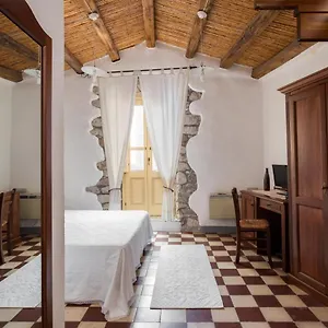 Inn Di Corte Italy